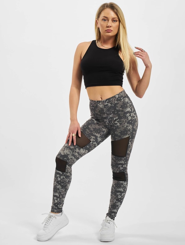 Ladies Camo Tech Mesh-4