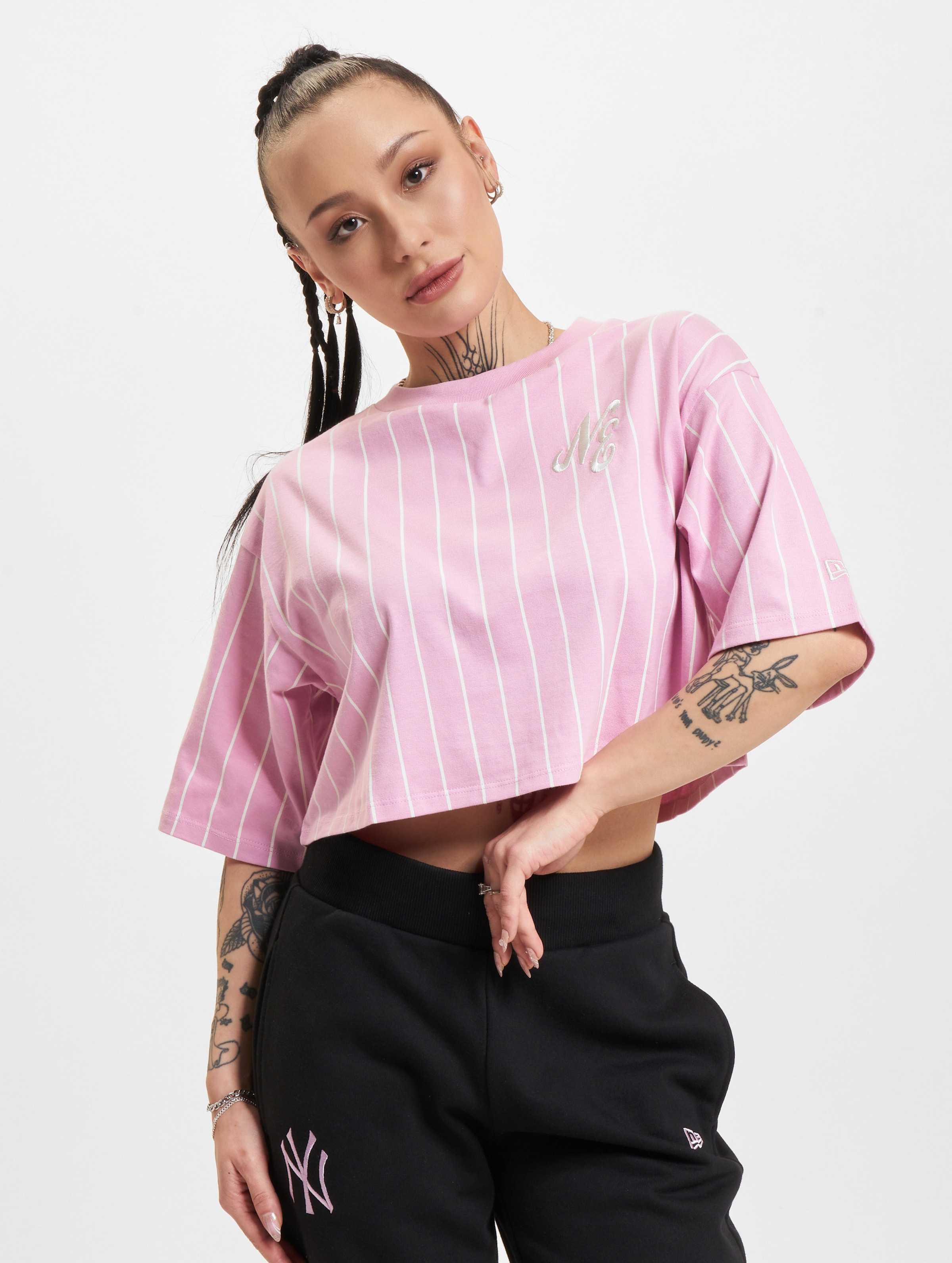 New Era Pinstripe Crop T-Shirt Vrouwen op kleur roze, Maat XS