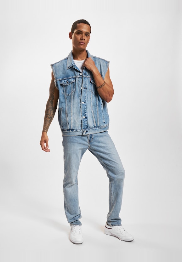 Levi's® Relaxed Trucker Med Indigo Worn In Vest-6