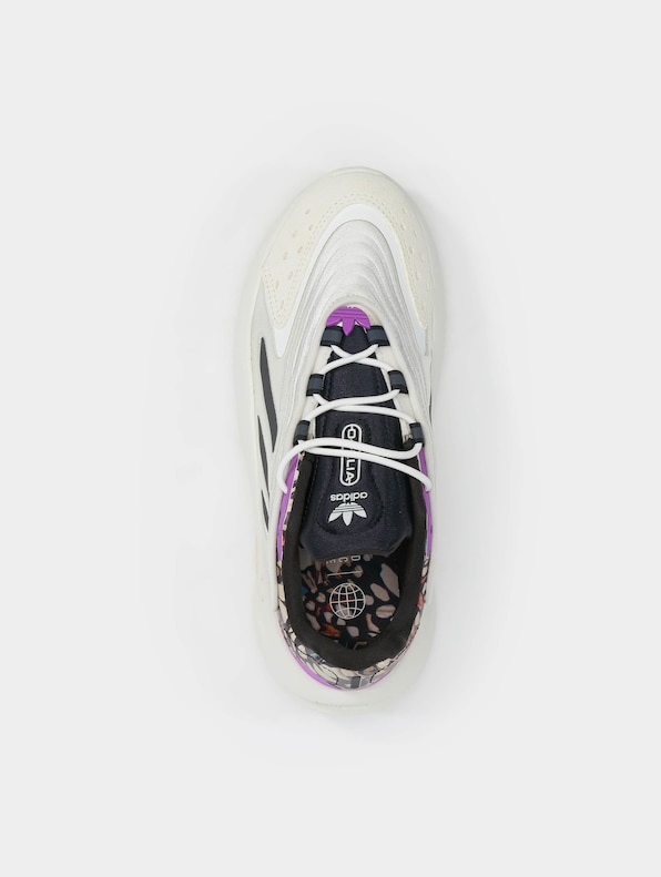 Ozelia-4