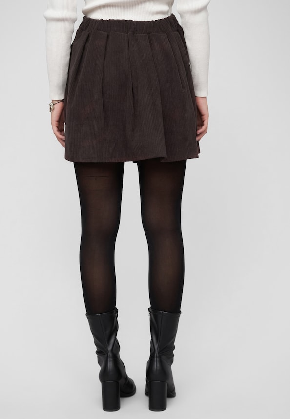 Pleated skirt in corduroy look-1
