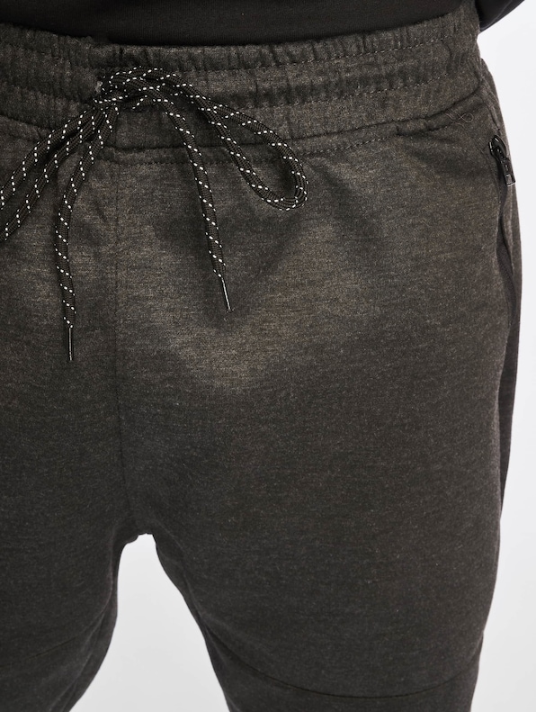 Basic Tech Fleece Jogger-3