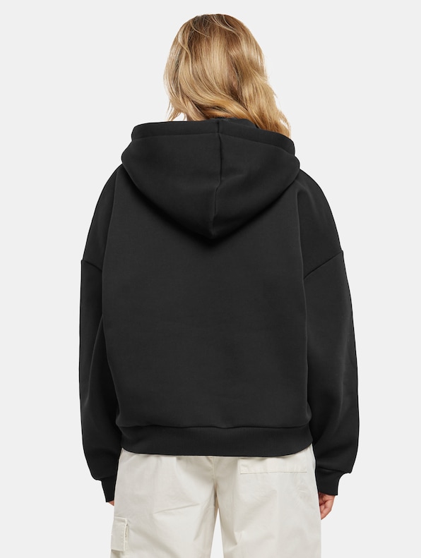 Small Signature Essential Oversized-1