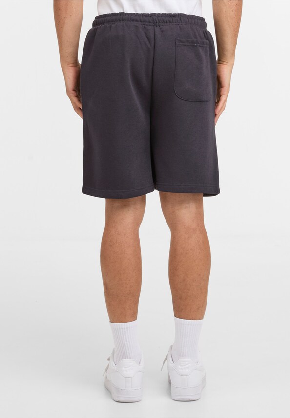 Basic Essential Sweatshorts-1
