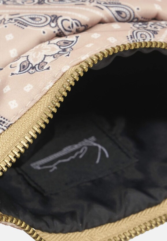 Signature Paisley-9