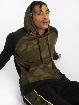 Camo Contrast Raglan