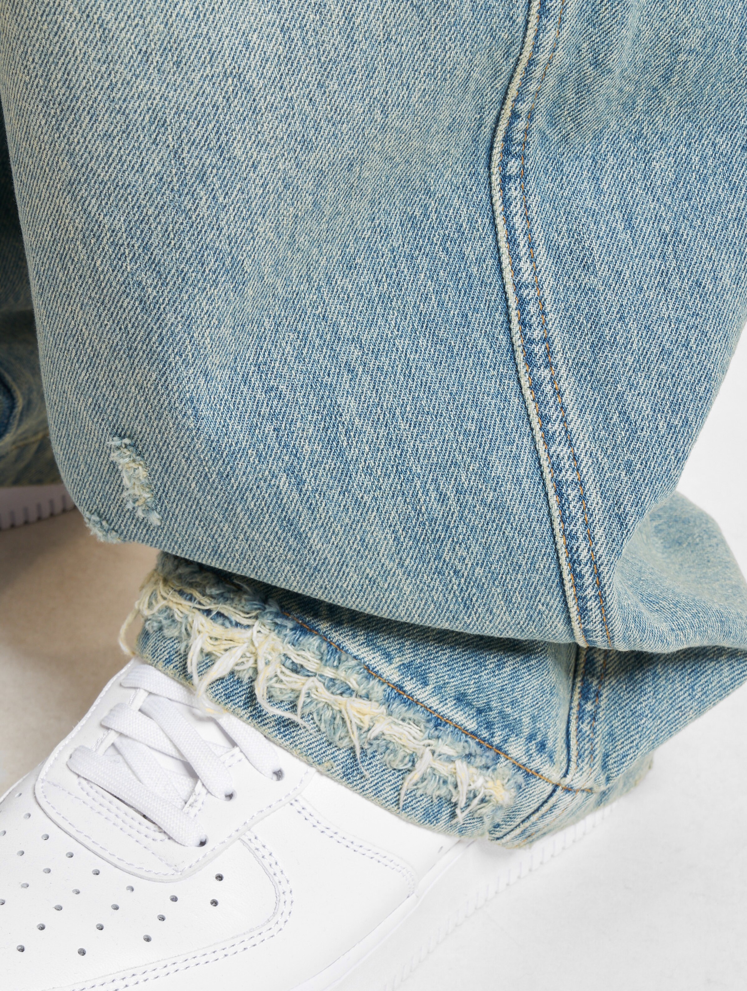 air force 1 baggy jeans