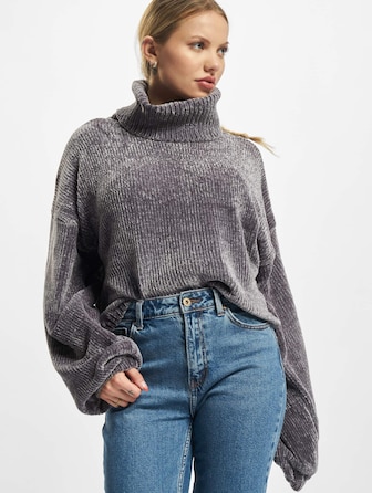 Ladies Short Chenille Turtleneck