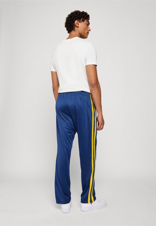 DMWU Trackpants Evolution-1