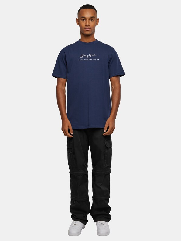 Classic Logo Essential-3