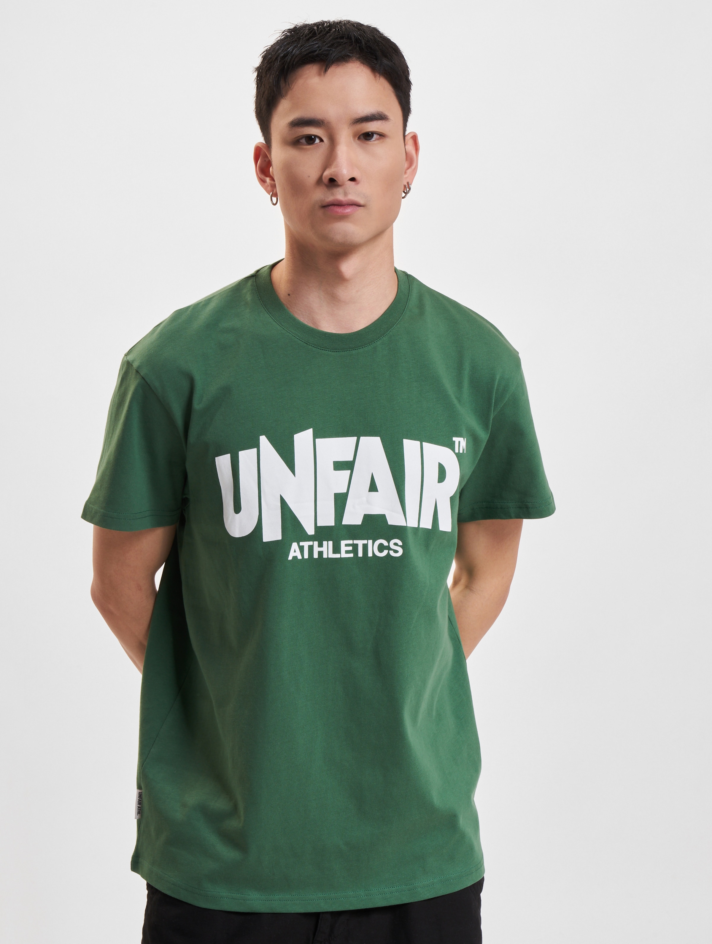 UNFAIR ATHLETICS Classic Label T-Shirt Green Mannen op kleur groen, Maat S