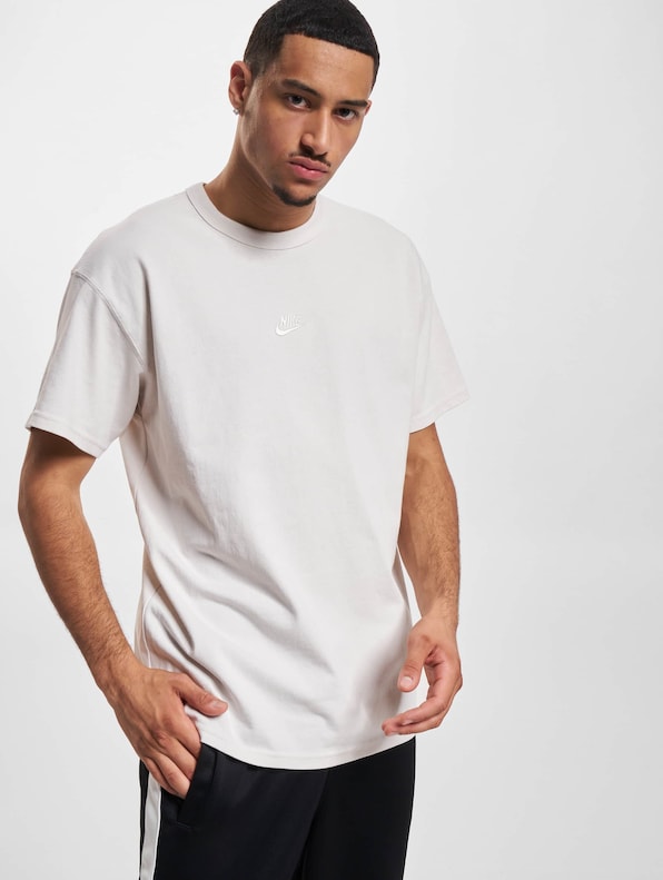 Nike Sportswear Premium Essentials T-Shirts-0