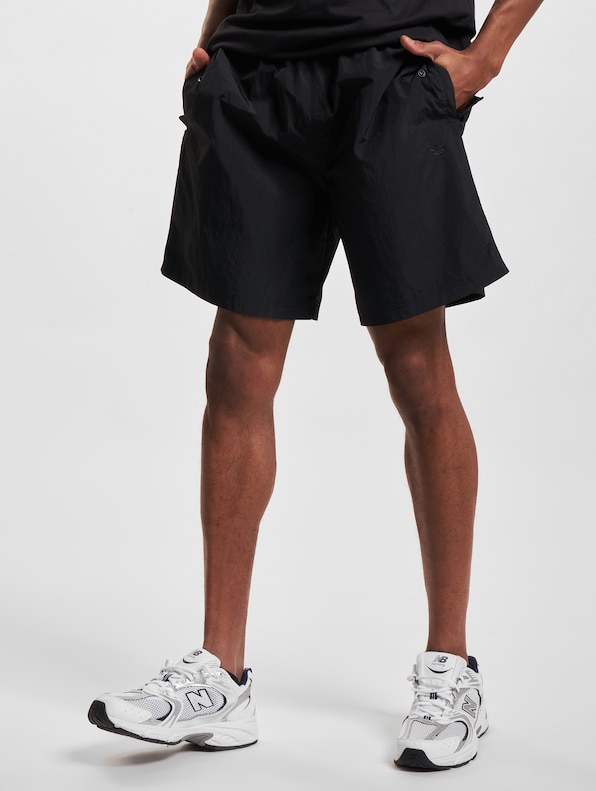 adidas Originals ADV Cargo Shorts-0