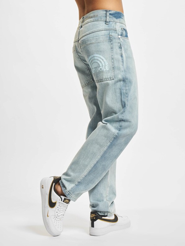 Spray Logo Denim Slim Fit-1