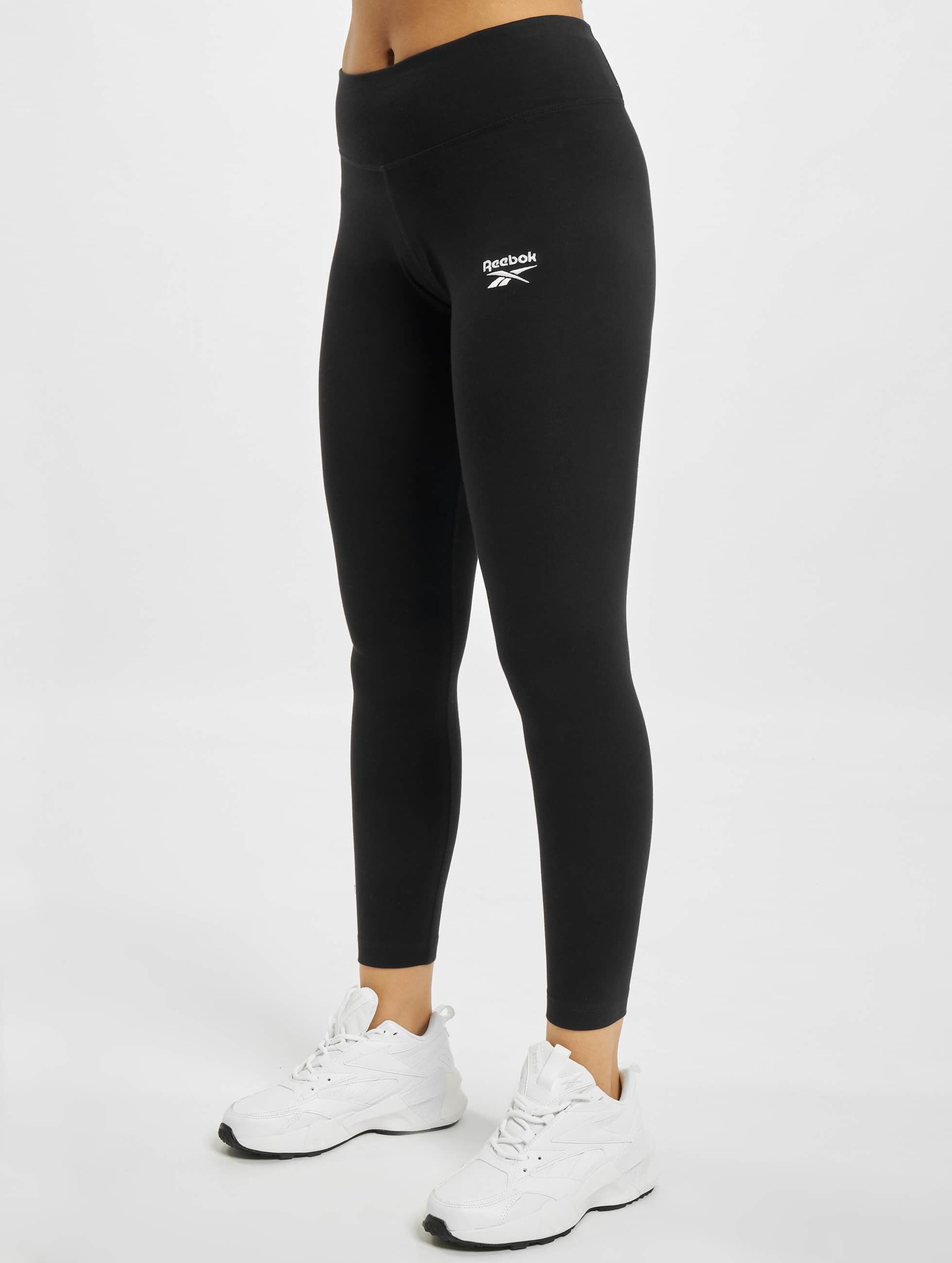 Reebok hot sale graffiti leggings