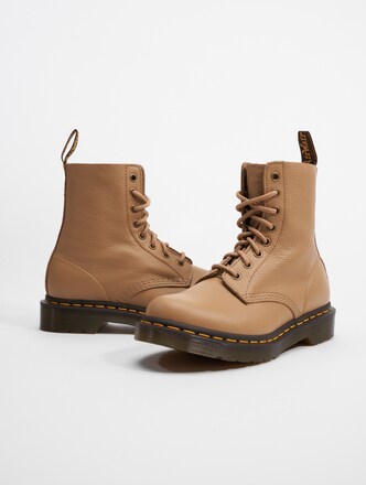 Dr. Martens 1460 Pascal Boots