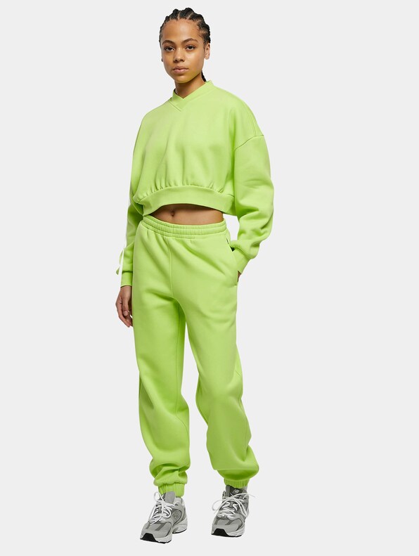 Ladies Cropped V-Neck-3