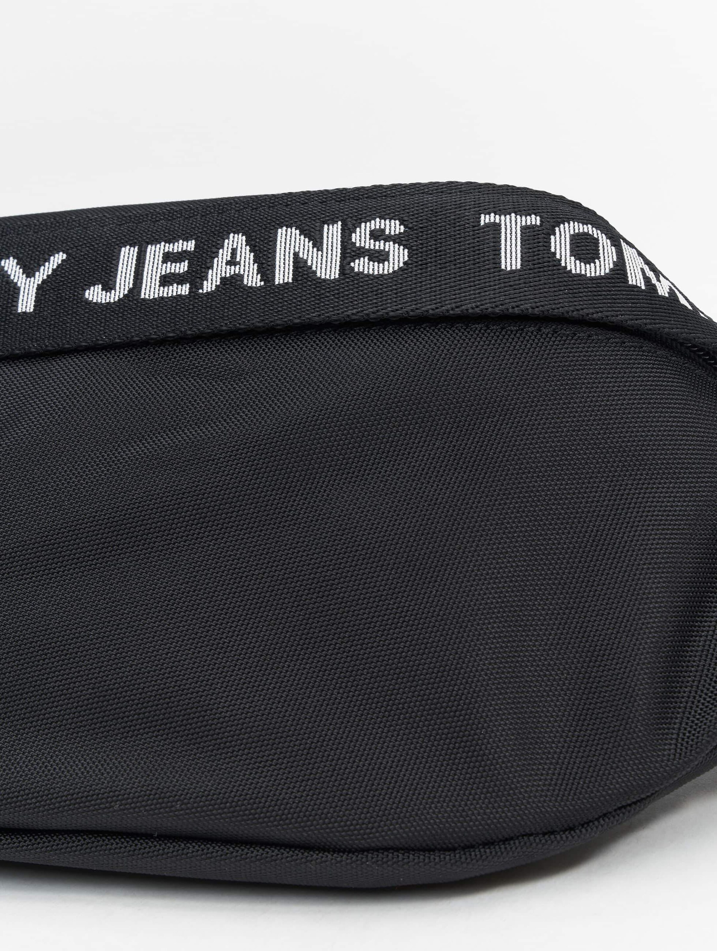 Tommy jeans 2024 logo fanny pack