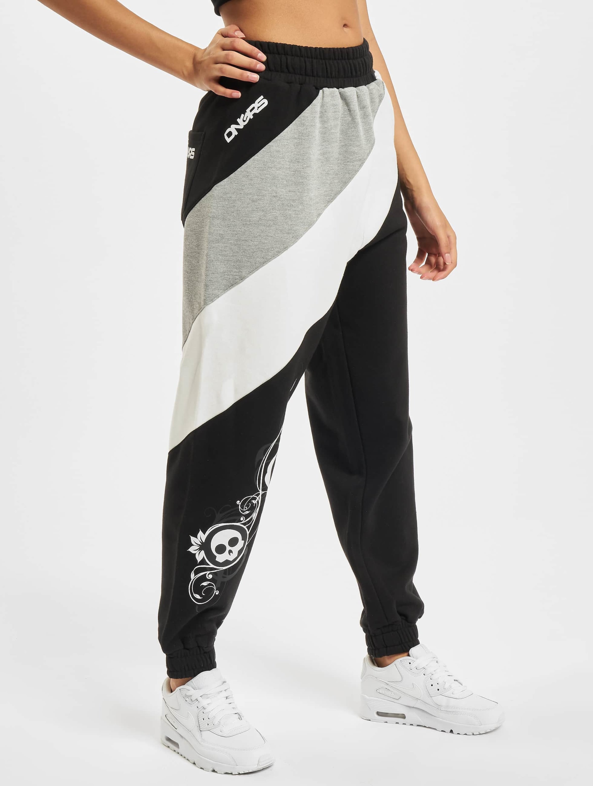 Dangerous DNGRS Skull Sweatpants Vrouwen op kleur zwart, Maat XS