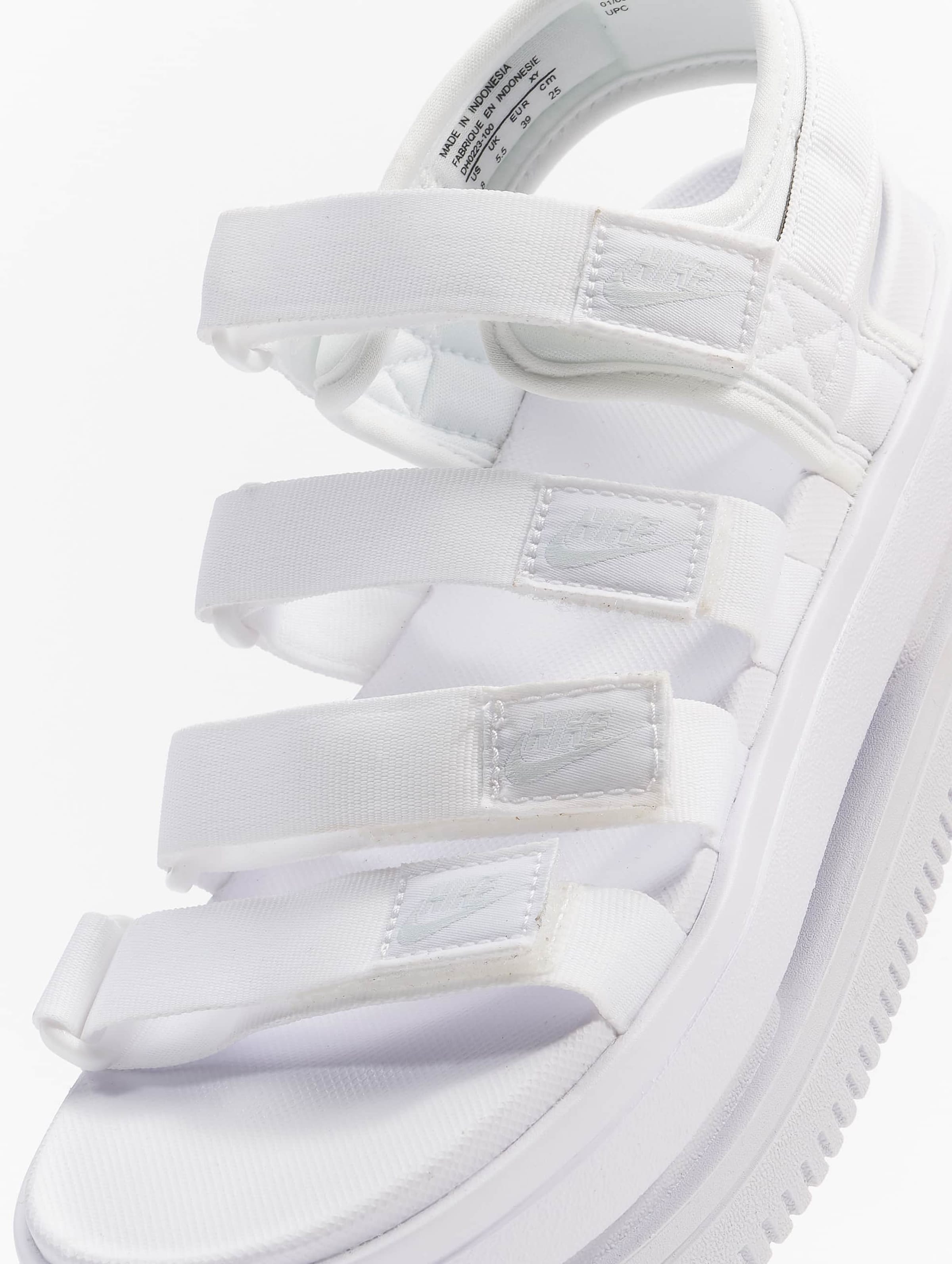 Nike Women's Icon Classic Sandal Release & Price | Hypebae