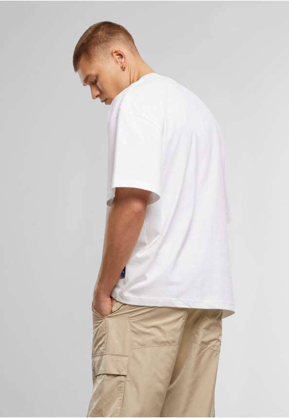 PEQUS Plágia Logo T-Shirt-1