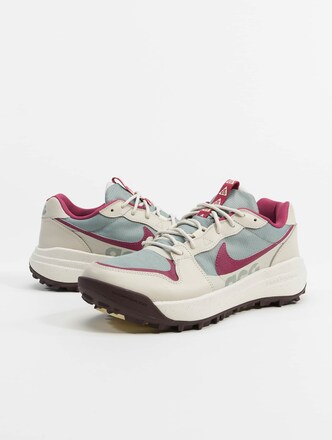 Nike Acg Lowcate Sneakers