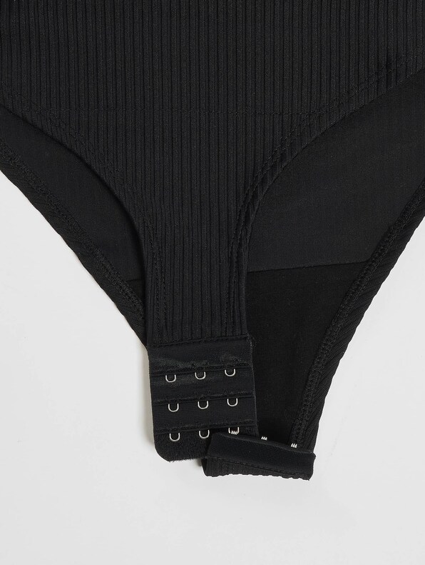 Ladies Sleeveless Rib-4