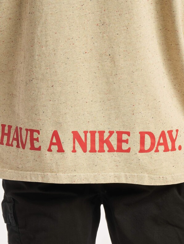 "Nike Sportswear ""Have A Nike Day"" T-Shirt"-4