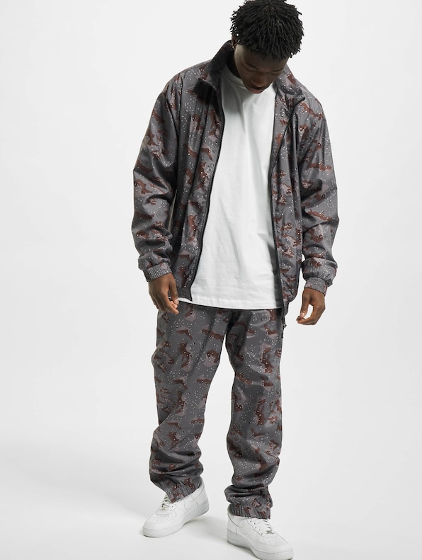 Camo Track-5