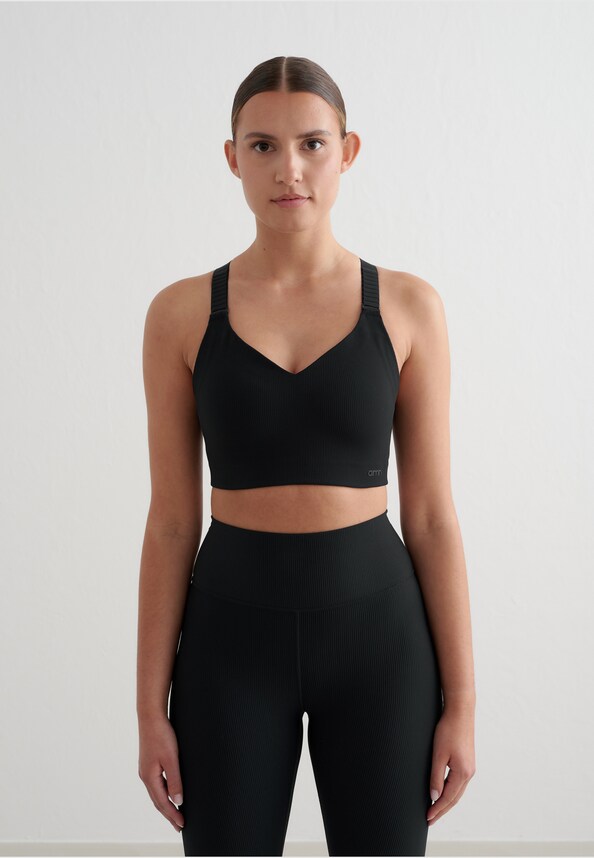 Black Ribbed Performance Support -0