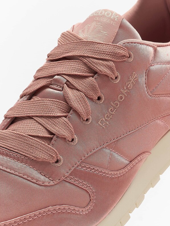 Classic Leather Sneakers | DEFSHOP | 35331