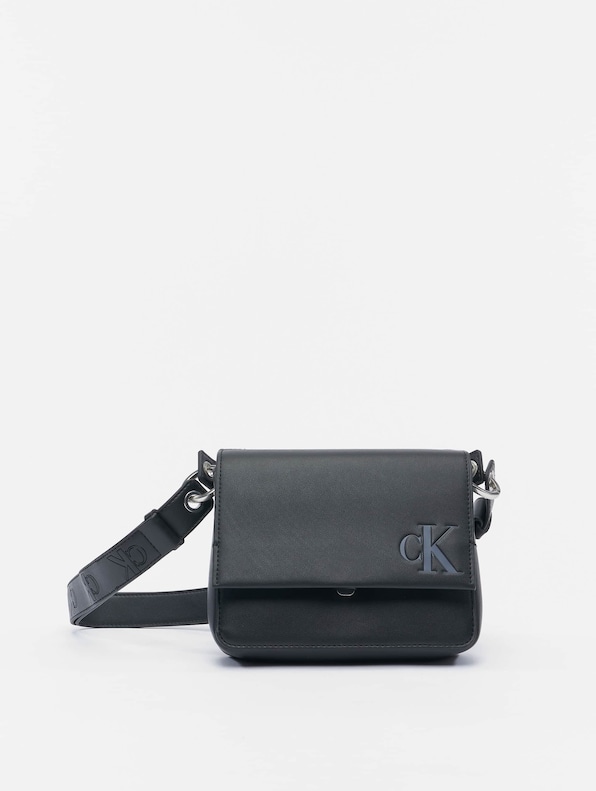 Calvin Klein Sculpted Bag-2