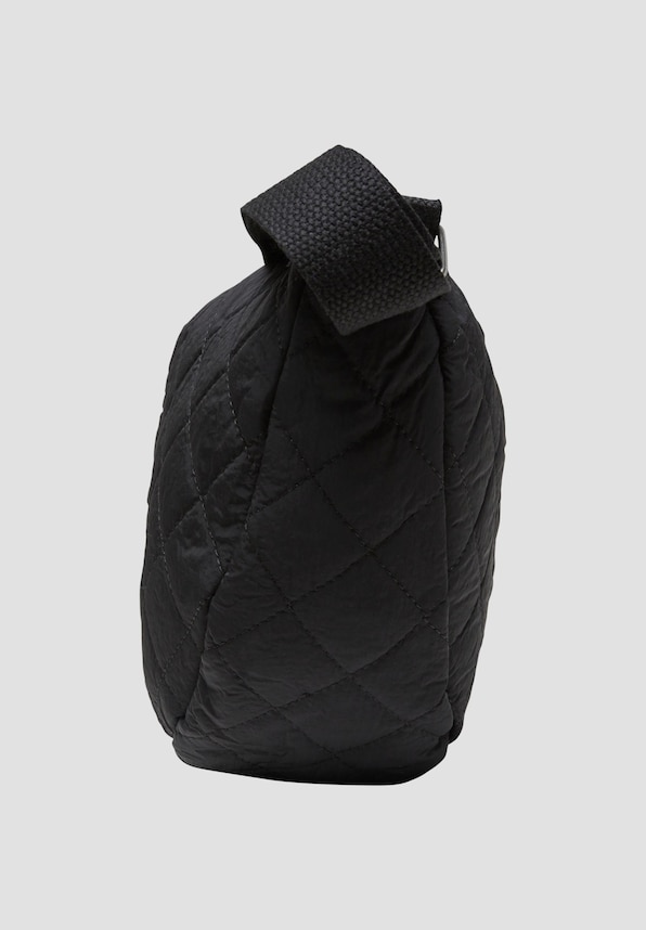 Medium Diamond Quilted-2