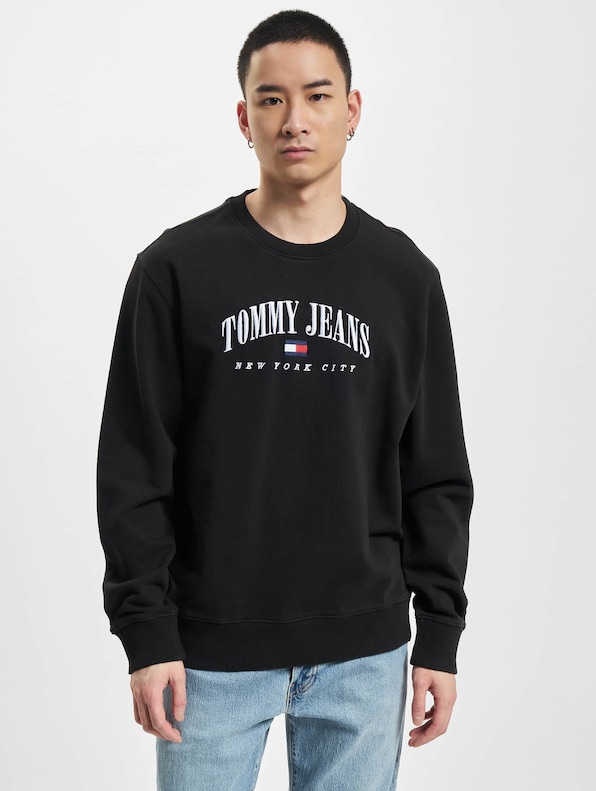 Tommy Jeans Regular Small Varsity Crew Sweater-2