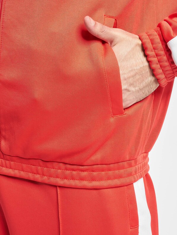 KM222-005-1 Chest Signature Trackjacket-4