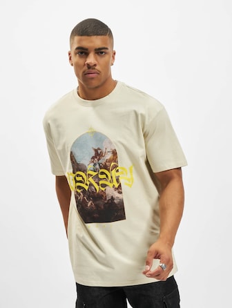 Upscale Pray Painting Oversize