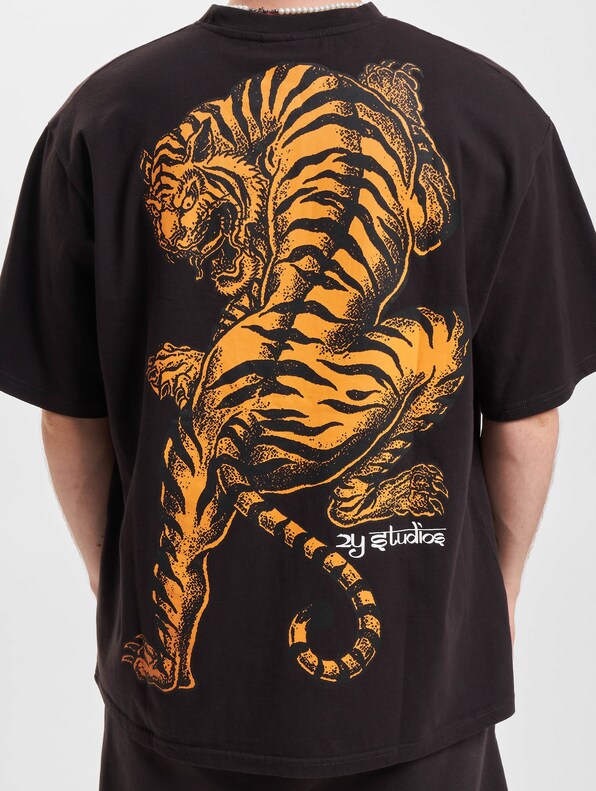 2Y Tiger Oversize Tee-4