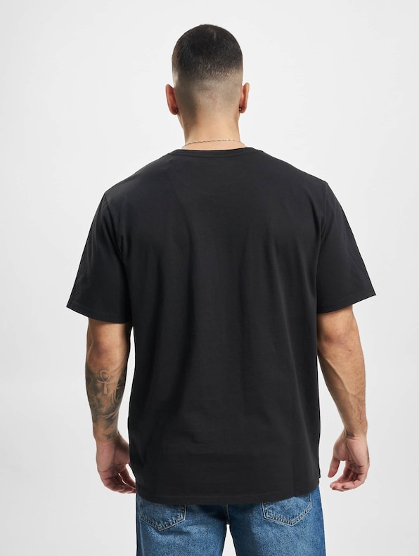 Levi's® Relaxed Fit  T-Shirt-1