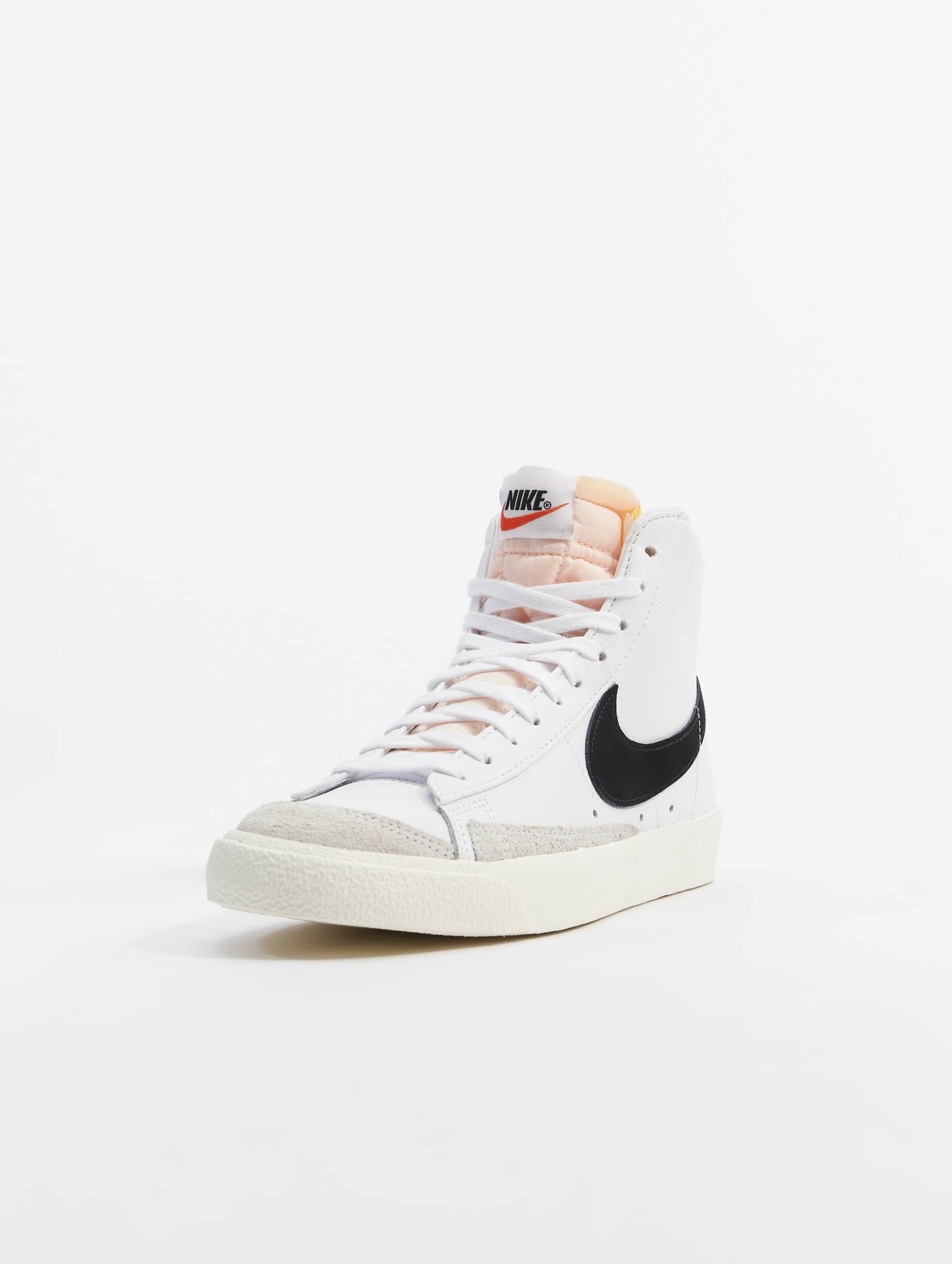 Blazer Mid '77