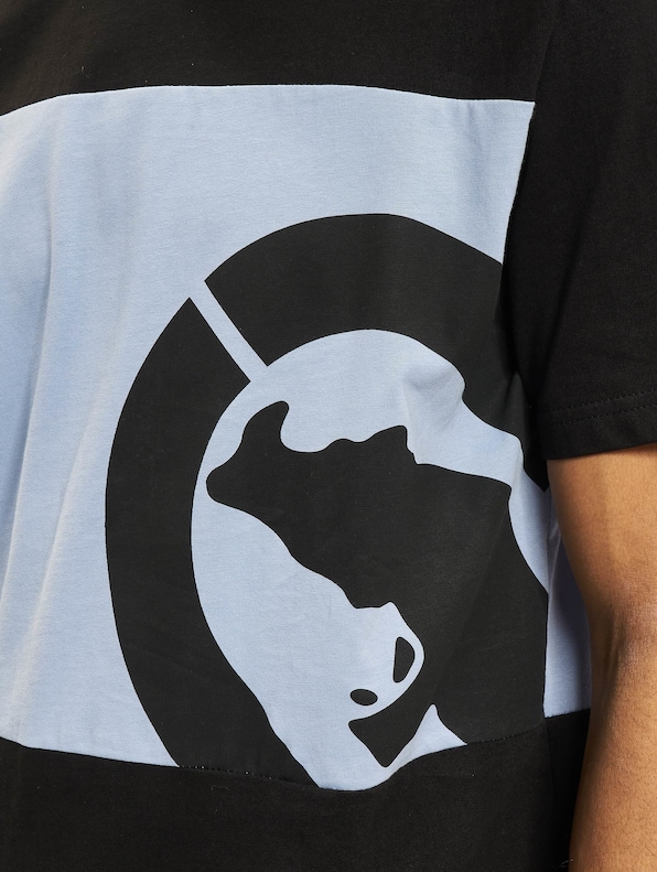 Ecko -4