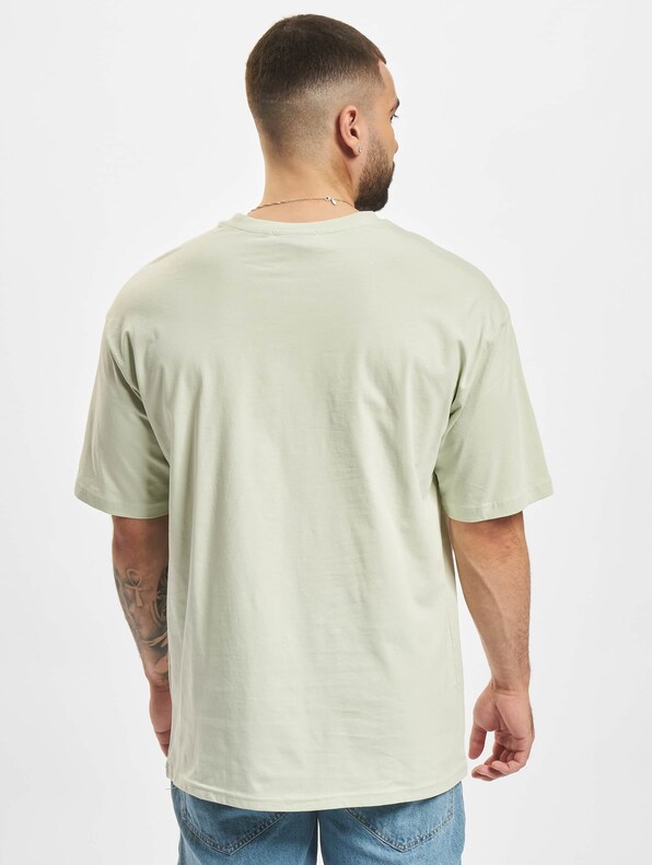 Essential Oversized T-Shirt