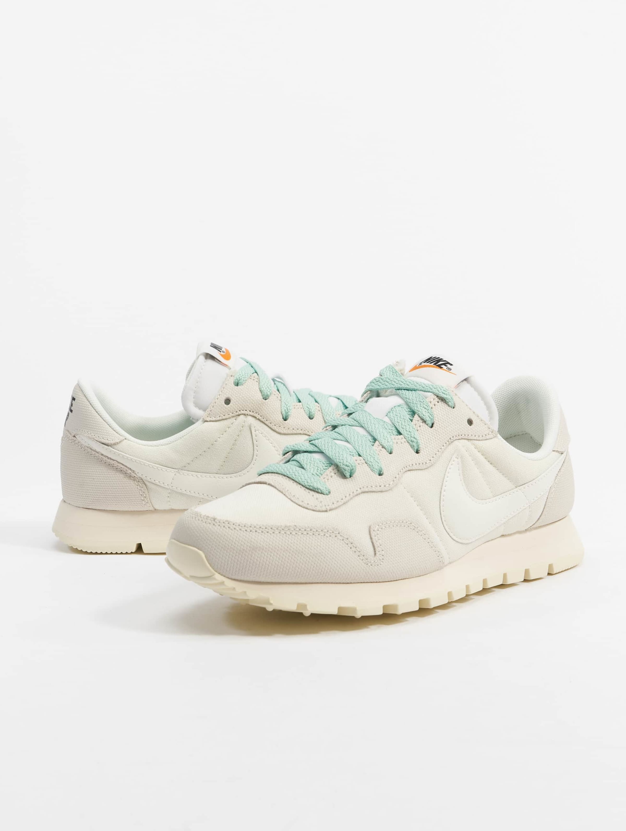 Air pegasus clearance 83 womens