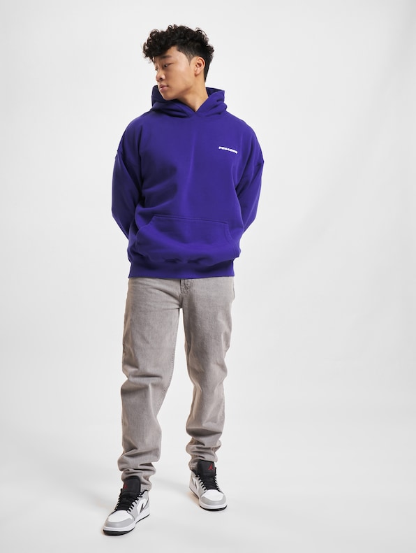 Logo Oversized -5