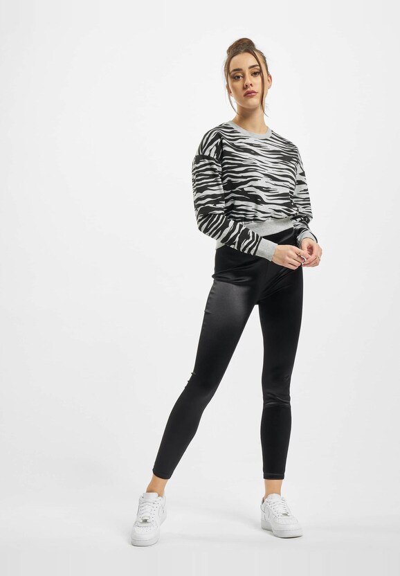 Ladies AOP Short Tiger Crew-3