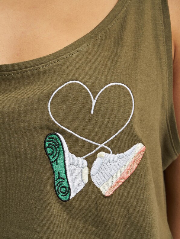 Ladies Kick Love Emb-3