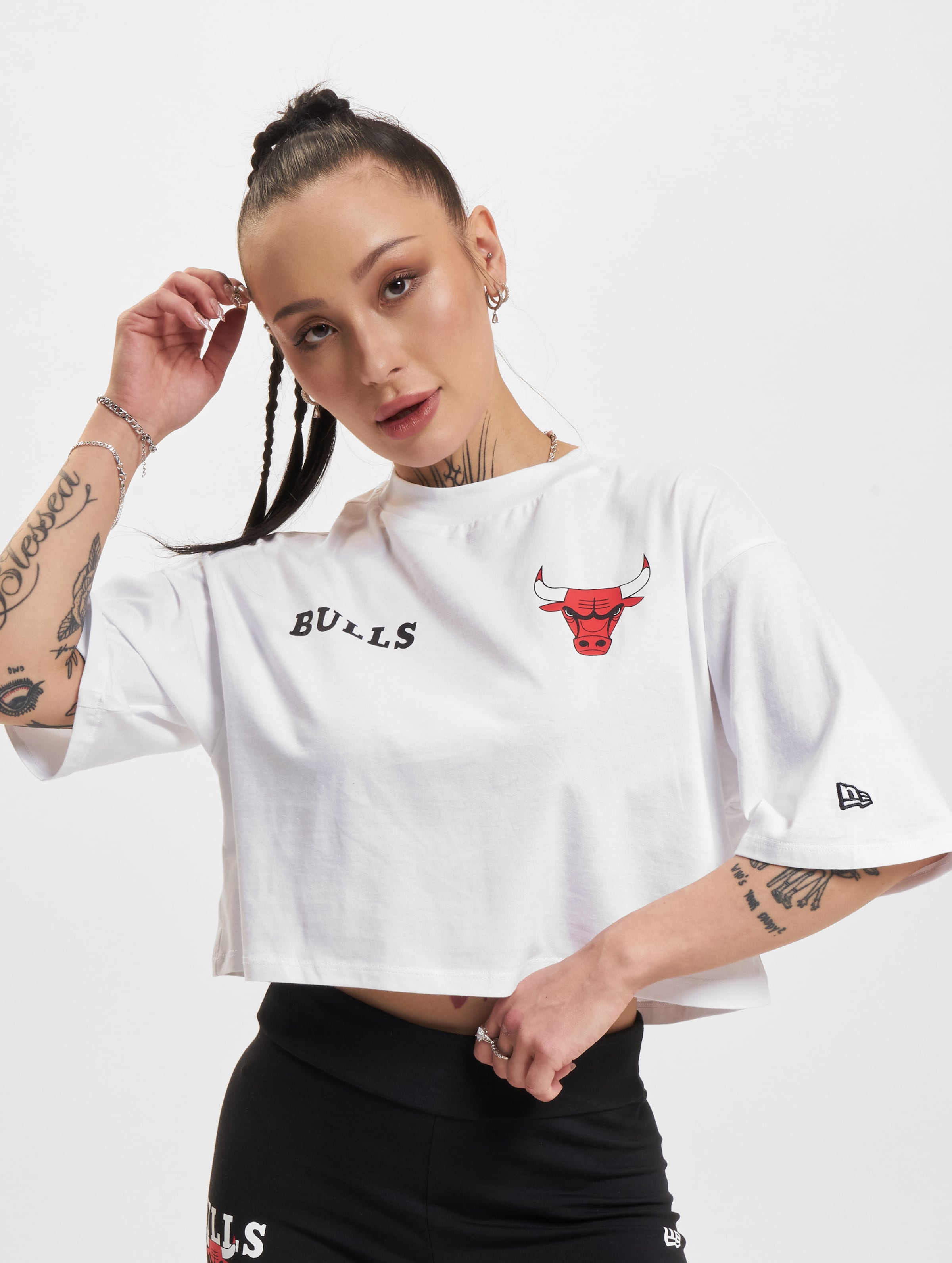 New Era NBA Team Logo Crop Chicago Bulls T-Shirt Vrouwen op kleur wit, Maat XL