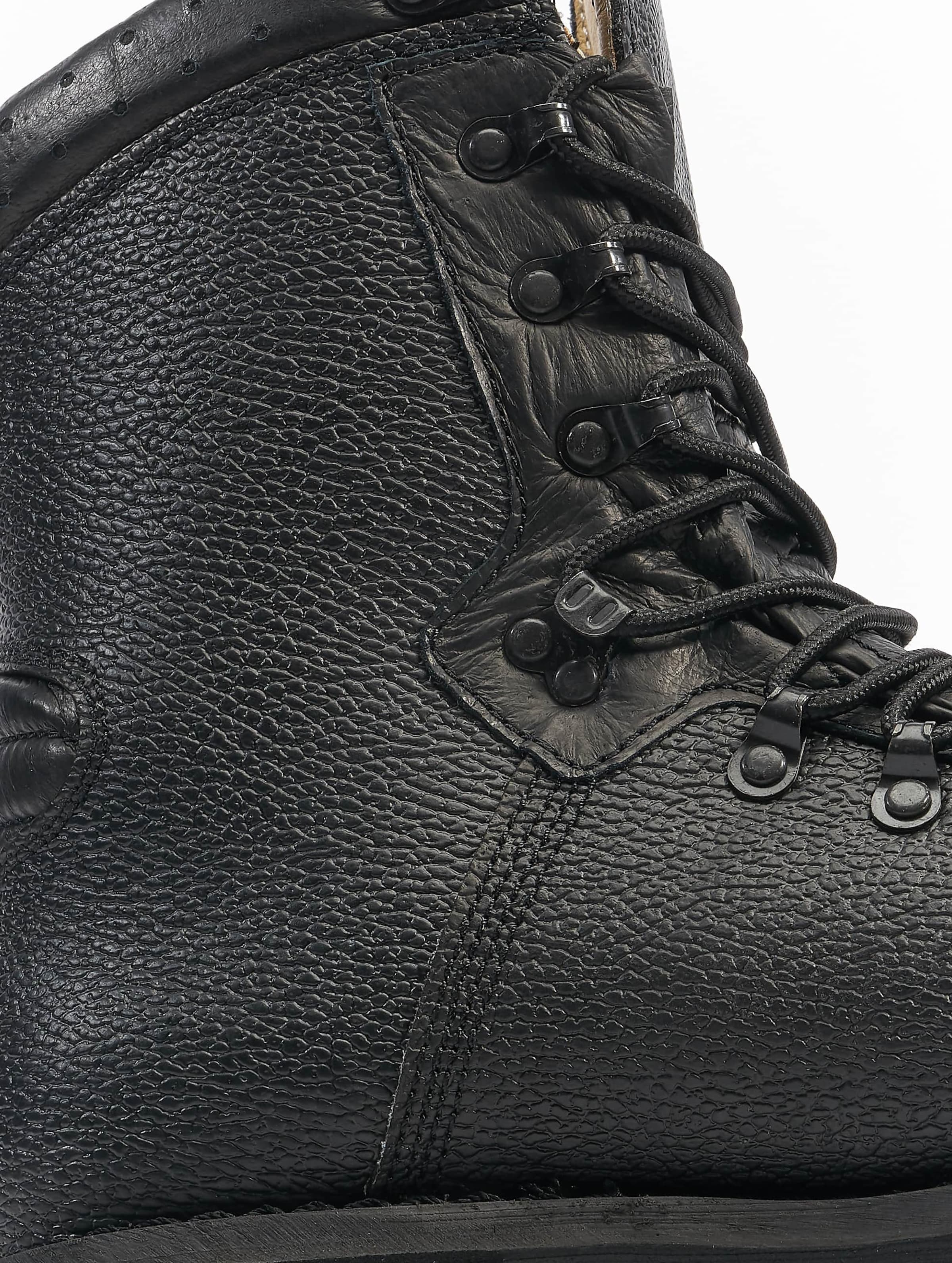 Bw on sale combat boots