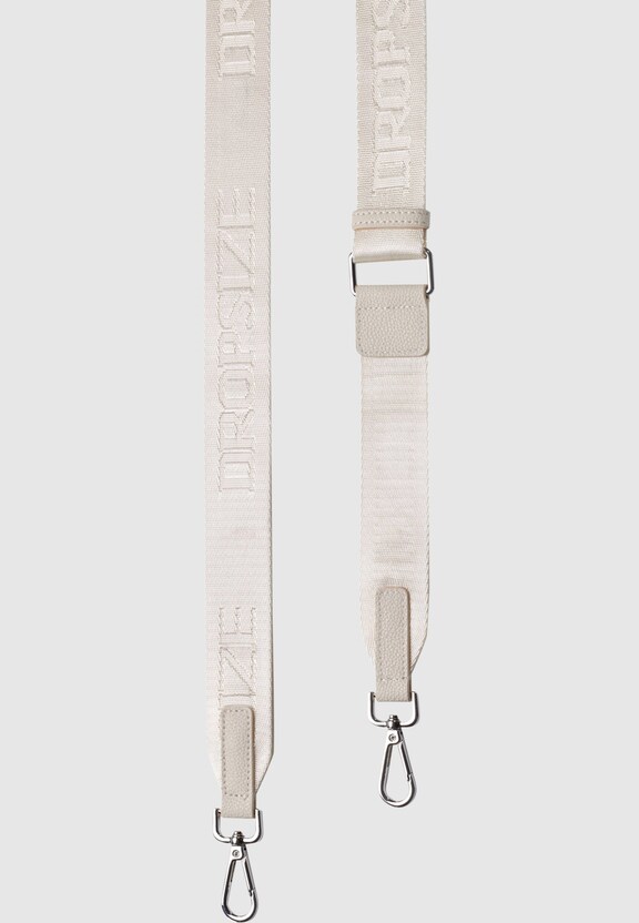 Eessentials Shoulder-5