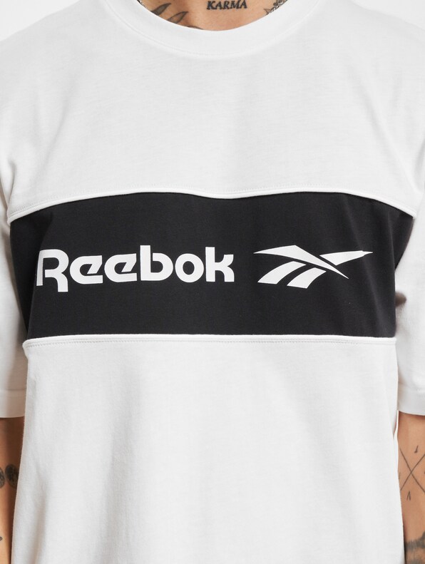 Reebok CL F Linear T-Shirt-3