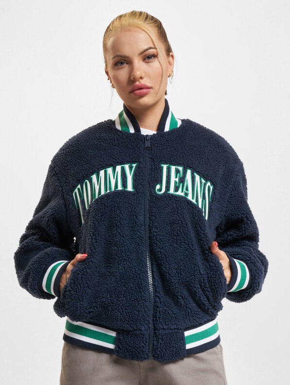 Sherpa Letterman-2